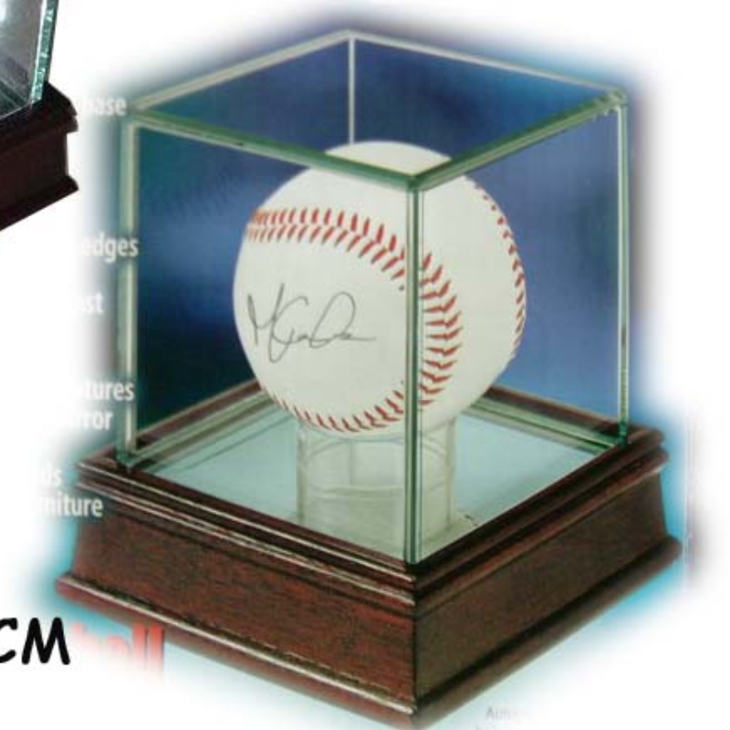 Pojedyncza gablota ze szkła baseballowego